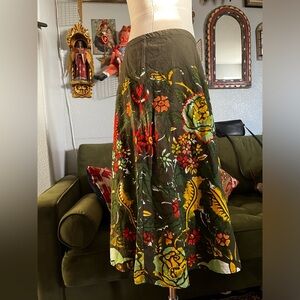 Early 2000’s mossimo sequin floral skirt